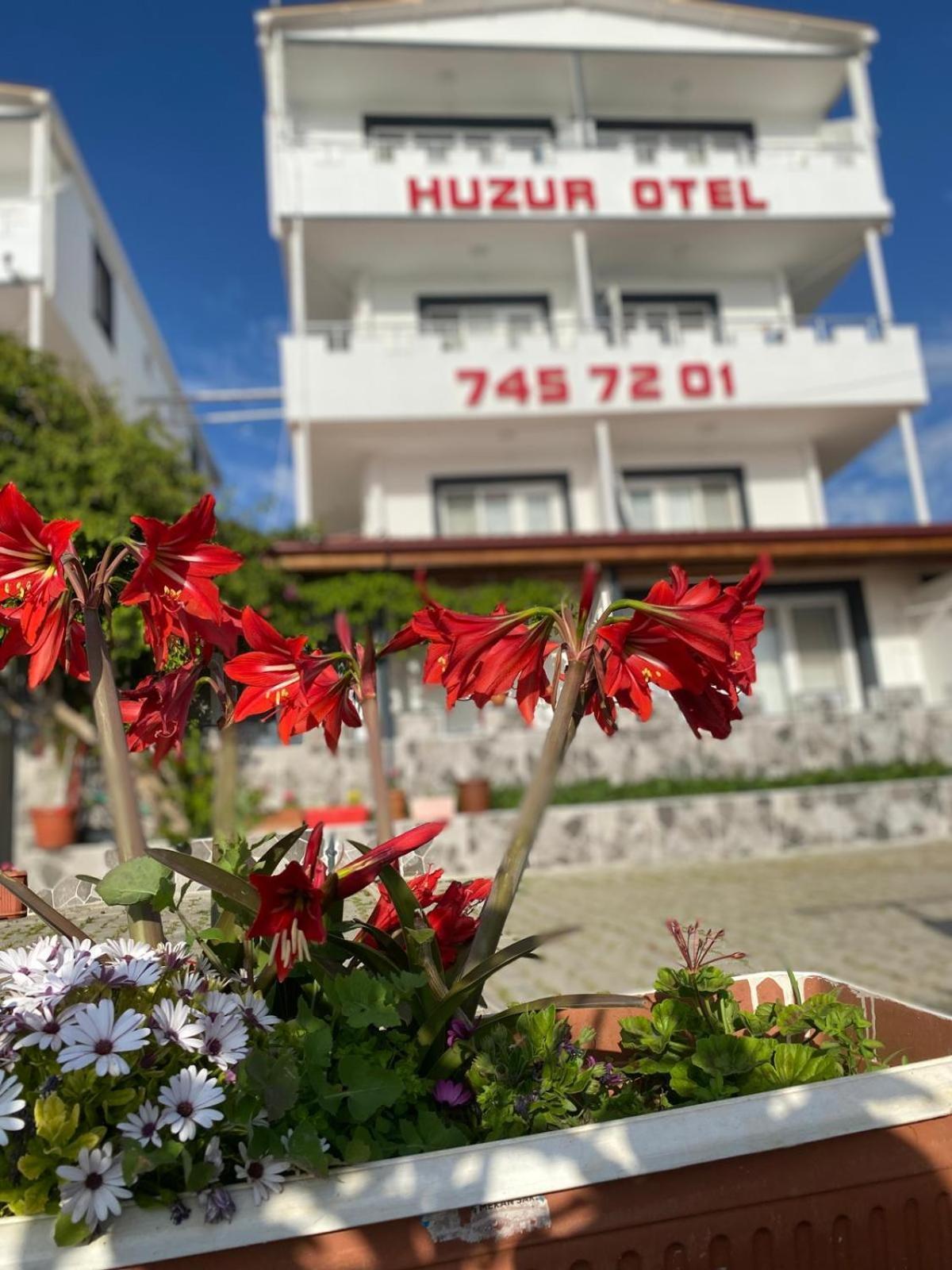 Huzur Hotel Siğacık Bagian luar foto