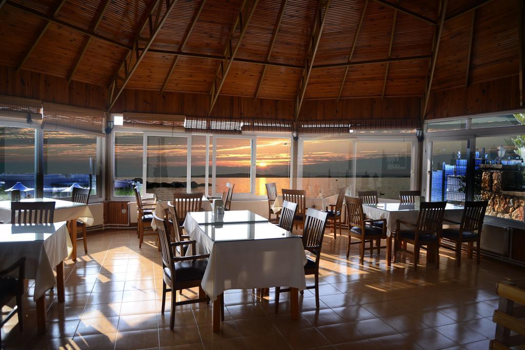 Huzur Hotel Siğacık Bagian luar foto