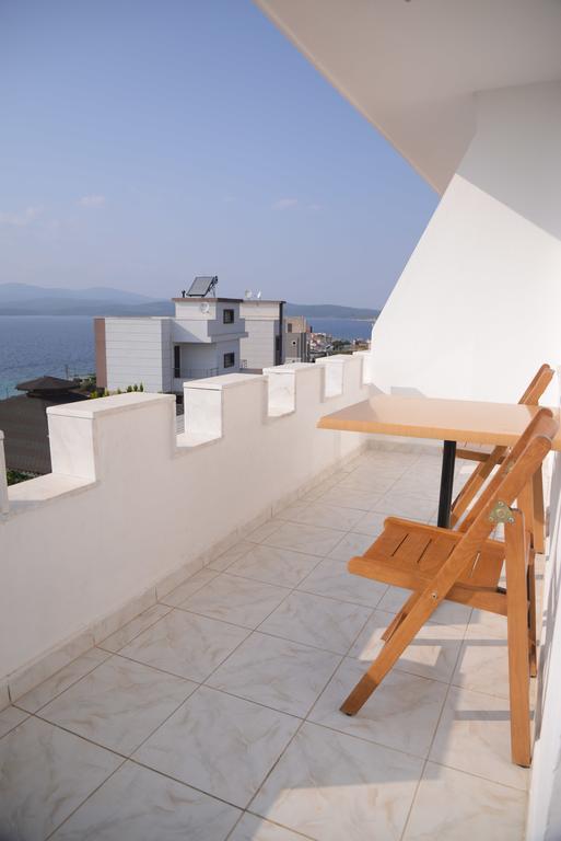 Huzur Hotel Siğacık Ruang foto